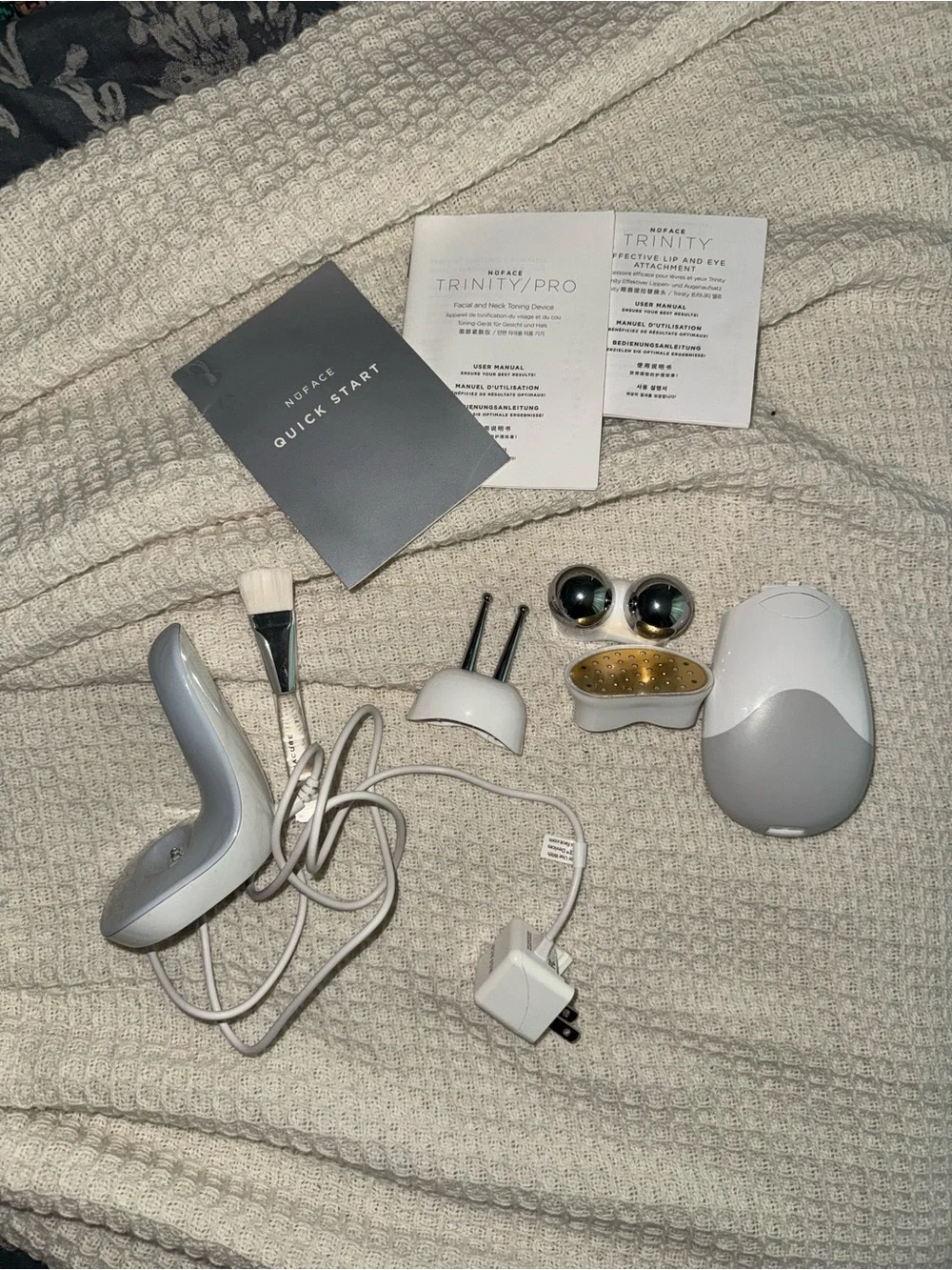 NuFACE Trinity PRO Complete Set + ELE & Wrinkle Reducer Attachments